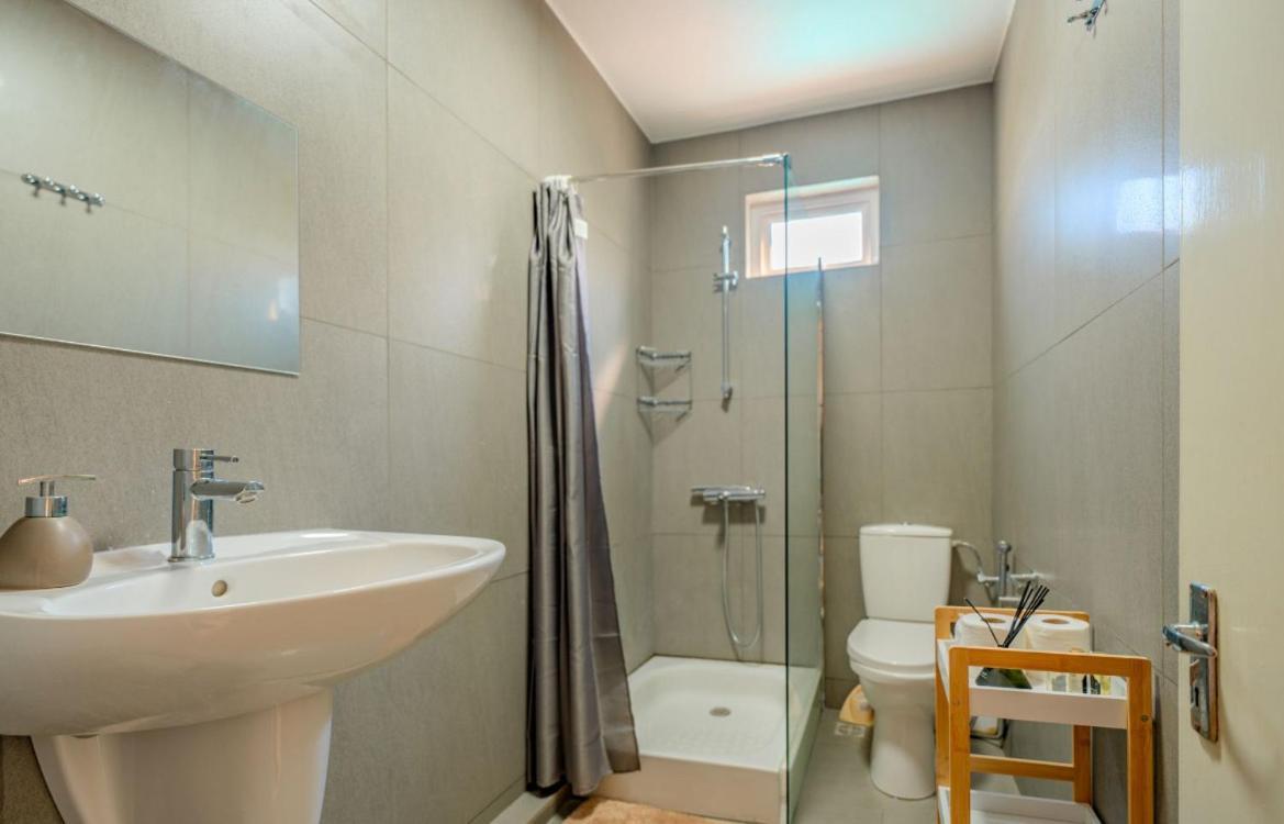 Pereybere Paradise 4 Bedroom * Pereybere Beach
