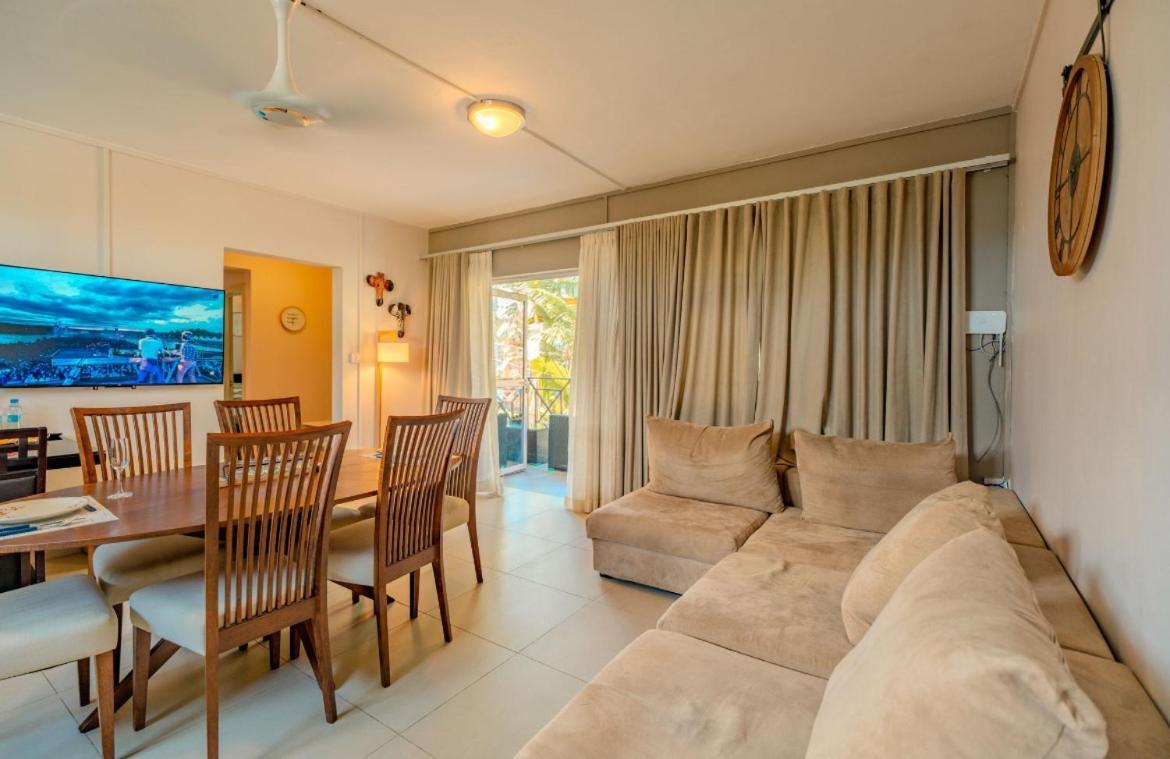 Pereybere Paradise 4 Bedroom Apartment *