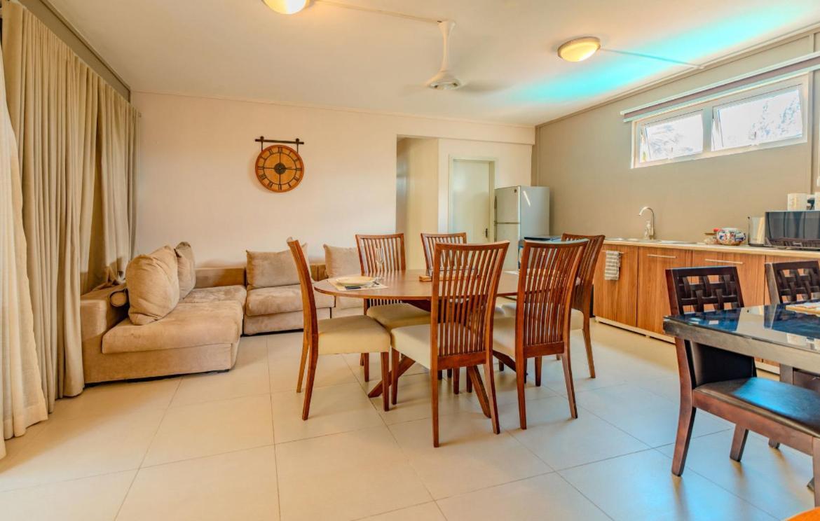 Pereybere Paradise 4 Bedroom * Pereybere Beach